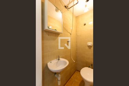 Apartamento à venda com 195m², 4 quartos e 3 vagas Apartamento à venda com 195m², 4 quartos e 3 vagasBanheiro de serviço