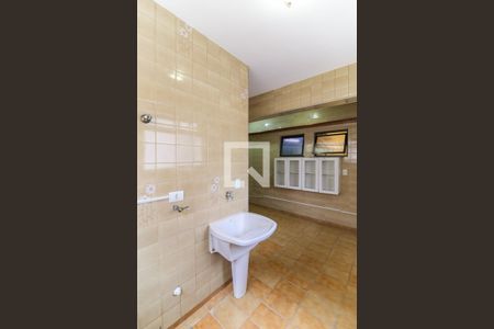 Apartamento à venda com 195m², 4 quartos e 3 vagas Apartamento à venda com 195m², 4 quartos e 3 vagasÁrea de Serviço