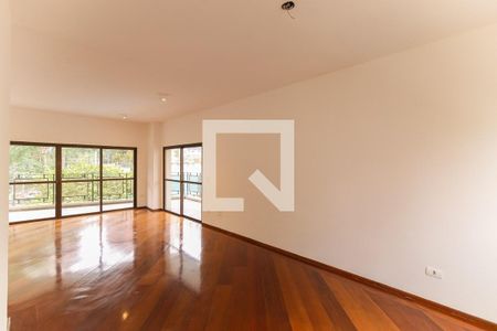 Apartamento à venda com 195m², 4 quartos e 3 vagas Apartamento à venda com 195m², 4 quartos e 3 vagasSala