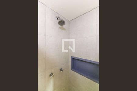 Apartamento à venda com 195m², 4 quartos e 3 vagas Apartamento à venda com 195m², 4 quartos e 3 vagasBanheiro da Suíte 2