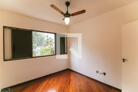 Apartamento à venda com 195m², 4 quartos e 3 vagas Apartamento à venda com 195m², 4 quartos e 3 vagasQuarto 1