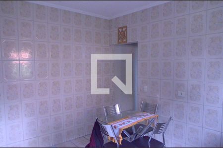 Casa à venda com 85m², 2 quartos e 2 vagasCozinha