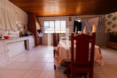 Casa à venda com 80m², 7 quartos e 1 vagaÁrea de Serviço