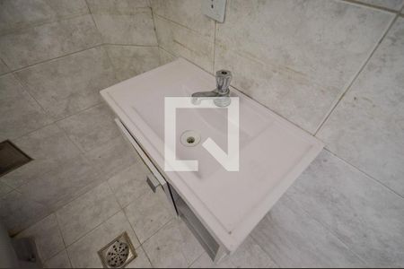 Apartamento à venda com 79m², 3 quartos e 1 vaga Apartamento à venda com 79m², 3 quartos e 1 vagaBanheiro Social