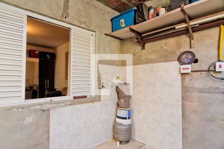 Casa à venda com 320m², 8 quartos e 3 vagasCasa 2 - área de serviço