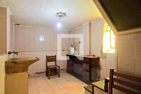 Casa à venda com 320m², 8 quartos e 3 vagasÁrea de serviço