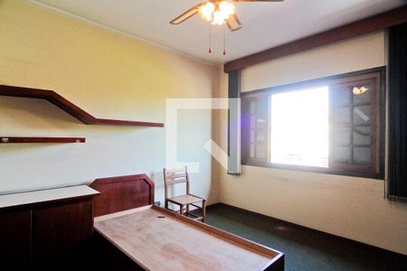 Casa à venda com 320m², 8 quartos e 3 vagasQuarto 3