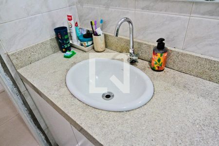 Casa à venda com 320m², 8 quartos e 3 vagasCasa 4 - banheiro