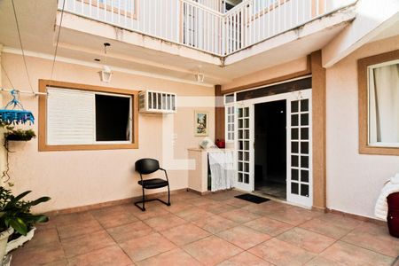 Casa à venda com 320m², 8 quartos e 3 vagasCasa 3 - área de serviço