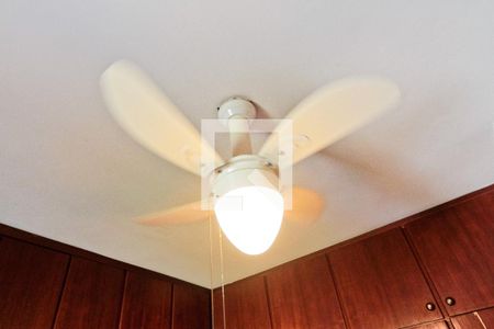 Casa à venda com 320m², 8 quartos e 3 vagasQuarto 2