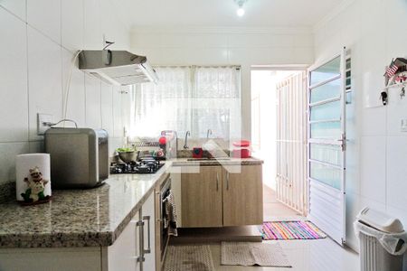 Casa à venda com 320m², 8 quartos e 3 vagasCasa 4 - cozinha