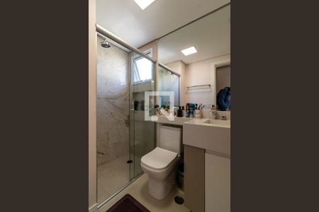 Apartamento à venda com 79m², 2 quartos e 1 vaga Apartamento à venda com 79m², 2 quartos e 1 vagaBanheiro da Suíte