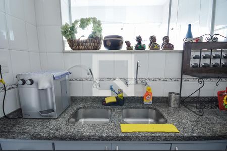Apartamento à venda com 150m², 3 quartos e 1 vagaCozinha