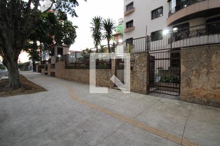 Apartamento à venda com 145m², 3 quartos e 3 vagasFachada