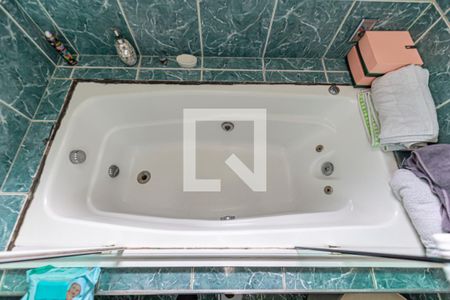 Casa à venda com 137m², 4 quartos e 2 vagasBanheiro da Suíte