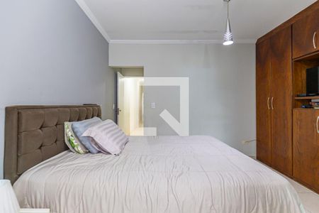 Casa à venda com 137m², 4 quartos e 2 vagasSuite