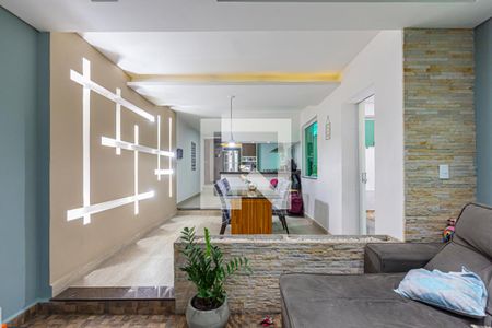 Sala de casa à venda com 4 quartos, 137m² em Vila Bela Vista, Santo André