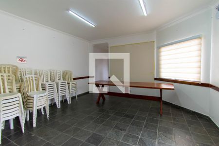Apartamento à venda com 58m², 2 quartos e 1 vaga Apartamento à venda com 58m², 2 quartos e 1 vagaÁrea Comum - Salão de Festas