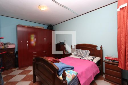 Casa à venda com 300m², 3 quartos e 4 vagasSuíte 2