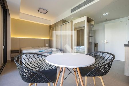 Studio de kitnet/studio para alugar com 1 quarto, 28m² em Jardim das Bandeiras, São Paulo