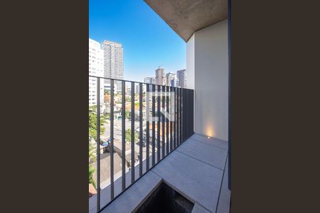 Studio - Varanda de kitnet/studio para alugar com 1 quarto, 28m² em Jardim das Bandeiras, São Paulo