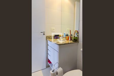 Apartamento à venda com 79m², 2 quartos e 2 vagas Apartamento à venda com 79m², 2 quartos e 2 vagasBanheiro Social