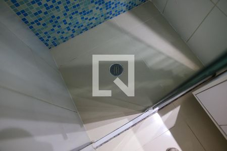 Apartamento à venda com 79m², 2 quartos e 2 vagas Apartamento à venda com 79m², 2 quartos e 2 vagasBanheiro da Suíte