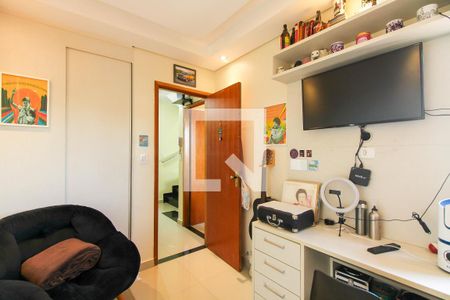 Casa de condomínio à venda com 190m², 3 quartos e 2 vagas Casa de condomínio à venda com 190m², 3 quartos e 2 vagasQuarto 2