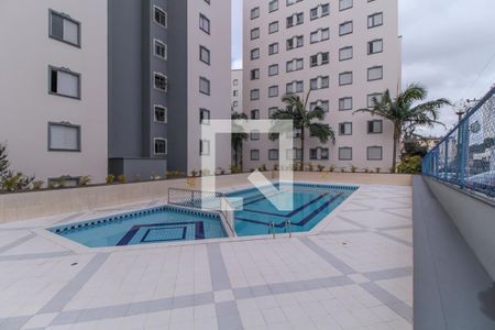 Apartamento à venda com 64m², 3 quartos e 1 vagaÁrea comum - Piscina