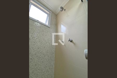 Apartamento à venda com 65m², 2 quartos e 1 vaga Apartamento à venda com 65m², 2 quartos e 1 vagaBanheiro da Suíte