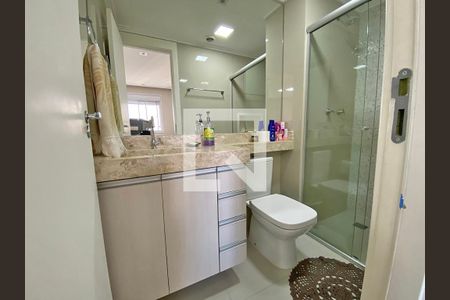 Apartamento à venda com 65m², 2 quartos e 1 vaga Apartamento à venda com 65m², 2 quartos e 1 vagaBanheiro Social