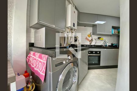 Apartamento à venda com 65m², 2 quartos e 1 vaga Apartamento à venda com 65m², 2 quartos e 1 vagaÁrea de Serviço