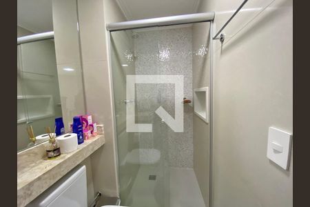 Apartamento à venda com 65m², 2 quartos e 1 vaga Apartamento à venda com 65m², 2 quartos e 1 vagaBanheiro Social