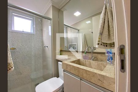 Apartamento à venda com 65m², 2 quartos e 1 vaga Apartamento à venda com 65m², 2 quartos e 1 vagaBanheiro da Suíte