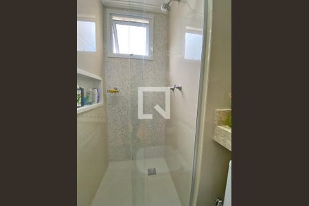 Apartamento à venda com 65m², 2 quartos e 1 vaga Apartamento à venda com 65m², 2 quartos e 1 vagaBanheiro da Suíte