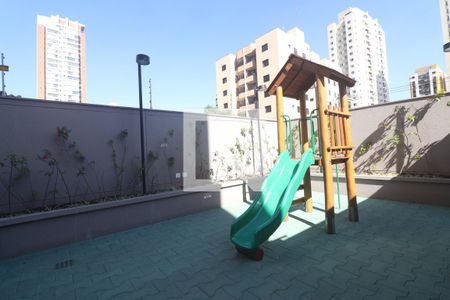 Apartamento à venda com 80m², 2 quartos e 2 vagasÁrea comum - Playground