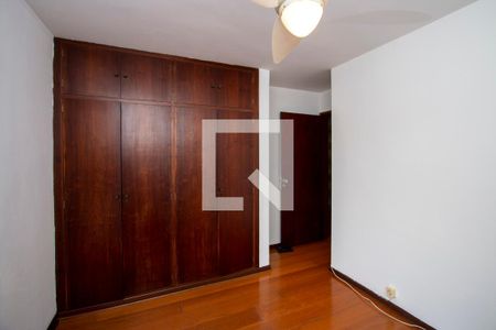 Casa à venda com 261m², 4 quartos e 4 vagasQuarto 3