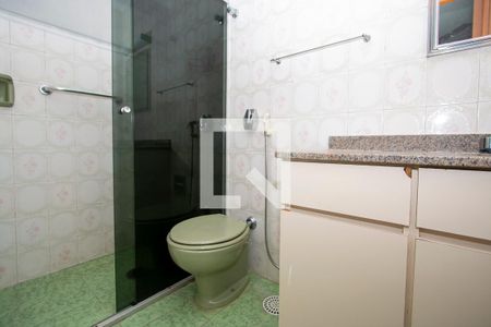 Casa à venda com 261m², 4 quartos e 4 vagasBanheiro da Suíte