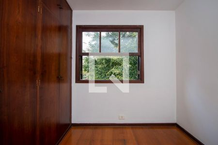 Casa à venda com 261m², 4 quartos e 4 vagasQuarto 2