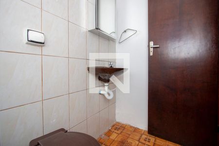 Casa à venda com 261m², 4 quartos e 4 vagasBanheiro do Salão de Festas