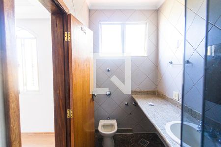 Apartamento à venda com 200m², 4 quartos e 1 vagaBanheiro
