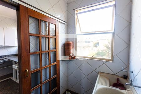 Apartamento à venda com 200m², 4 quartos e 1 vagaÁrea de Serviço