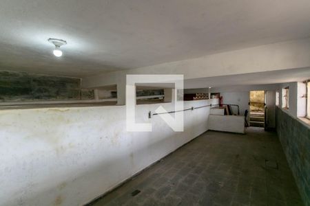 Casa à venda com 420m², 7 quartos e sem vagaPorão