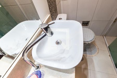 Apartamento à venda com 73m², 2 quartos e 1 vaga Apartamento à venda com 73m², 2 quartos e 1 vagaBanheiro