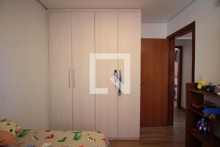 Apartamento à venda com 200m², 4 quartos e 3 vagasQuarto 2