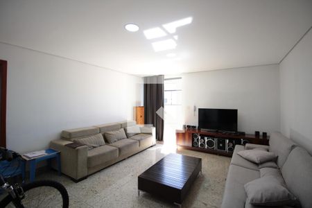 Apartamento à venda com 200m², 4 quartos e 3 vagasSala de TV