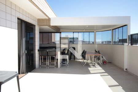 Apartamento à venda com 200m², 4 quartos e 3 vagasCobertura