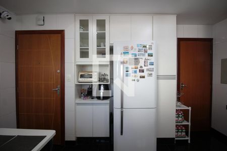 Apartamento à venda com 200m², 4 quartos e 3 vagasCozinha e Área de Serviço