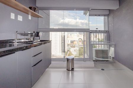 Studio para alugar com 29m², 1 quarto e 1 vaga Studio para alugar com 29m², 1 quarto e 1 vagaVaranda