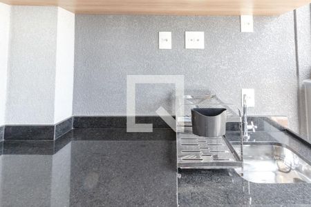 Studio para alugar com 29m², 1 quarto e 1 vaga Studio para alugar com 29m², 1 quarto e 1 vagaVaranda